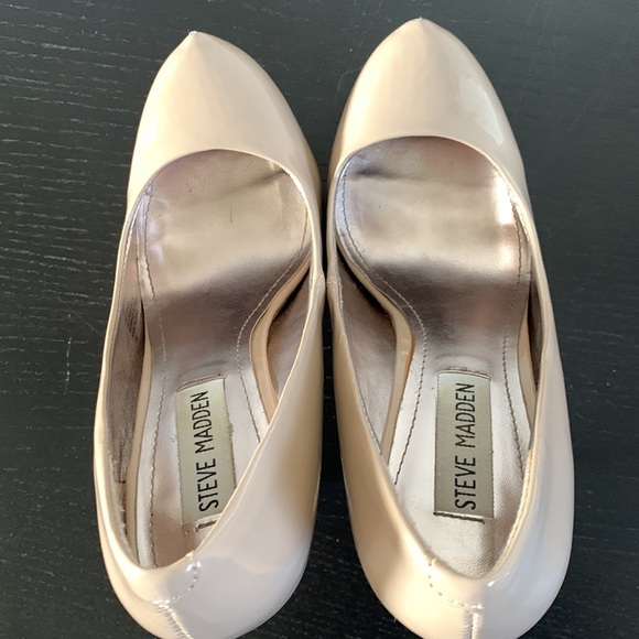 STEVE MADDEN nude platform high heels - Picture 9 of 10
